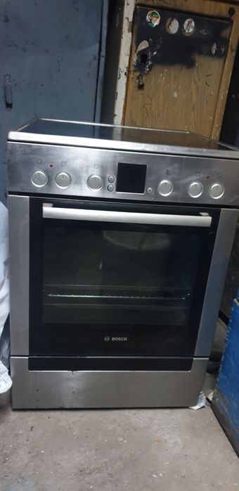 Продам индукционную плиту Bosch