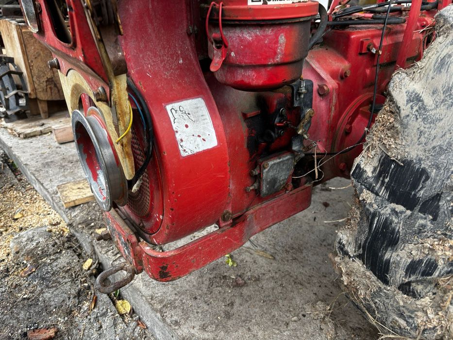 Tractoraș articulat pasquali