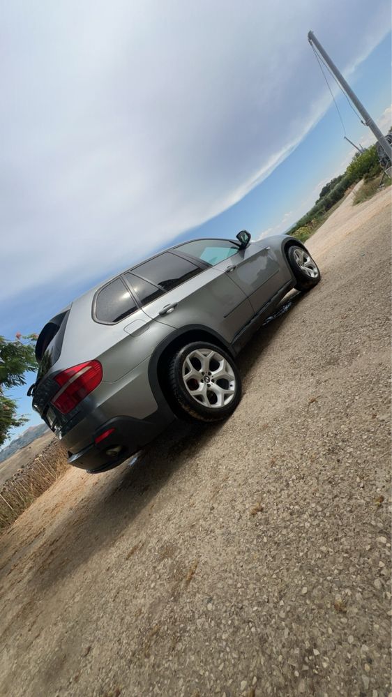 Bmw X5 e70 235 cp !