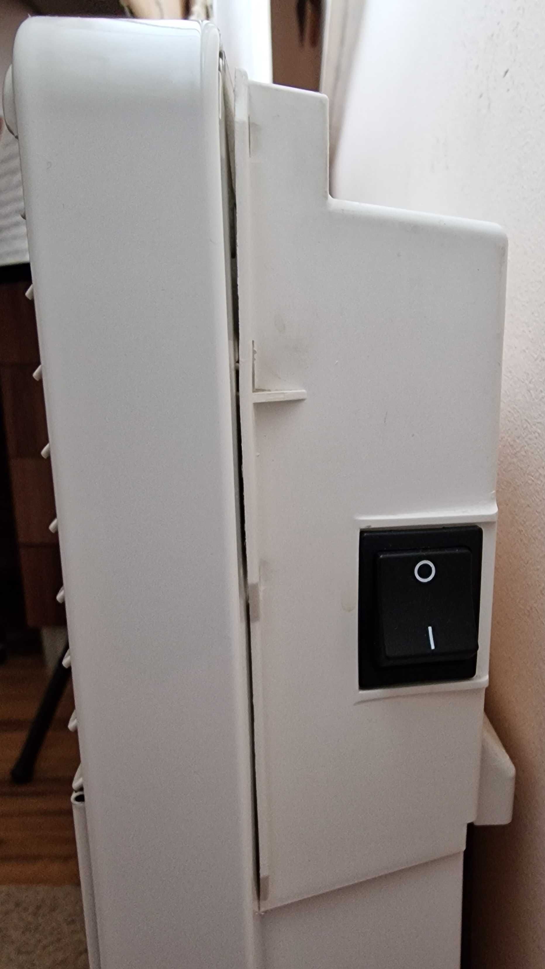 Vând 6 convectoare electrice de perete Atlantic, 2000w, made in France