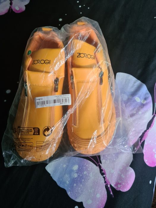 Pantofi sport  mărimea 41.