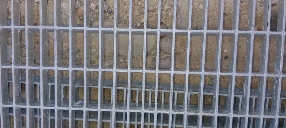 Vand treapta zincate