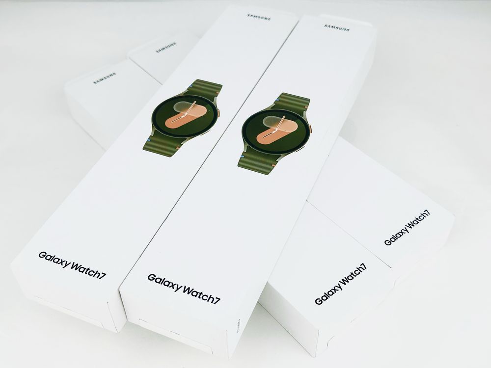 НОВ! Samsung Galaxy Watch 7 40mm Cream / Green 2г. Гаранция!