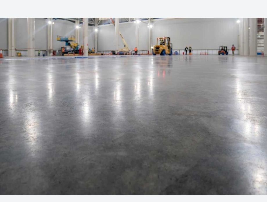 Сташка  куйиш  хизматлари  рангли  ва рангсиз