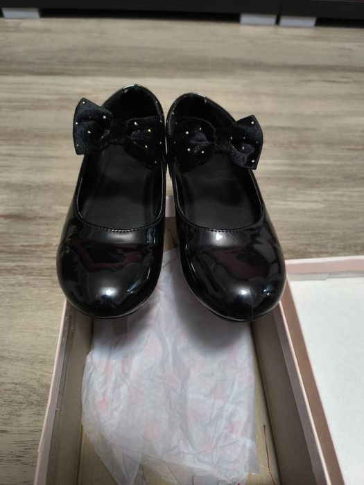 Pantofi lac Nr 32
