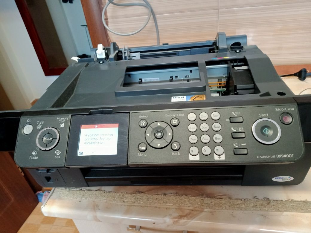 Imprimanta cu scaner multifunctionala Epson