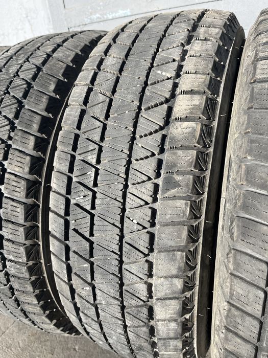 4 бр. зимни гуми за бус 215/65/16C Bridgestone DOT 1020 7-7,5 mm