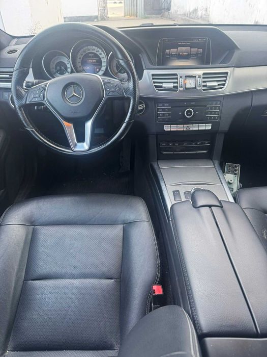 MERCEDES E220 2016 2.2CDi 170 CP E6 CutieAut Clima Piele Navi XenonLED