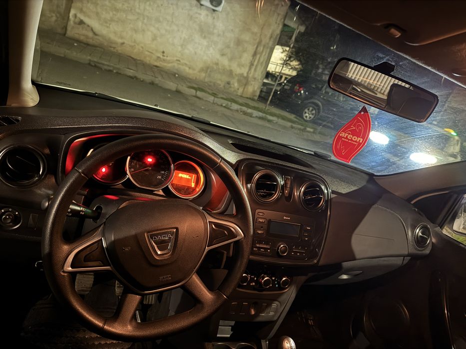 Inchiriez masini ridesharing uber bolt