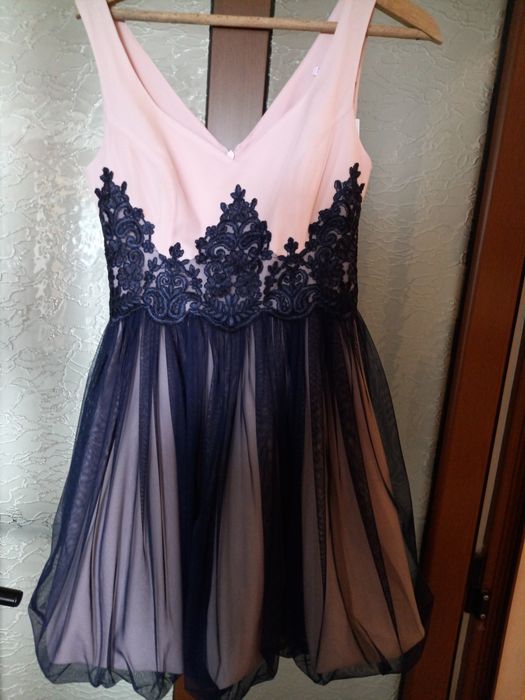 Официална рокля 34 номер