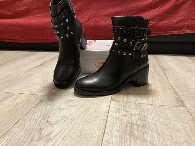 Guess Colleen genuine leather boot - Кожени ботуши Guess