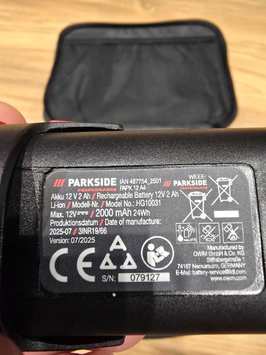 Parkside Performance acumulator 12v 2ah doua bucati incarcator geanta