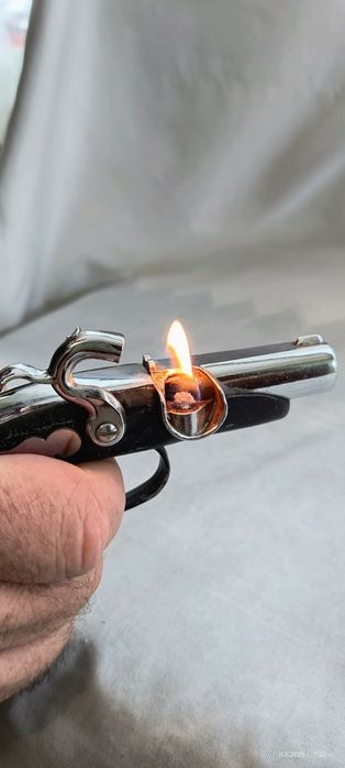 Японска бензинова запалка пистолет 1960 г.
