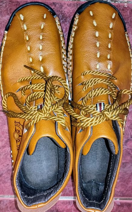 Ghete din piele naturală și talpă 100% cauciuc