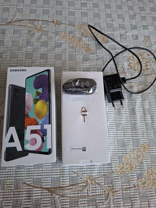 Телефон Samsung Galaxy A51