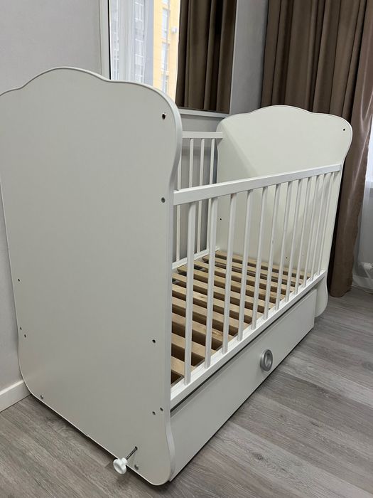 Детская кровать. С матрасом.