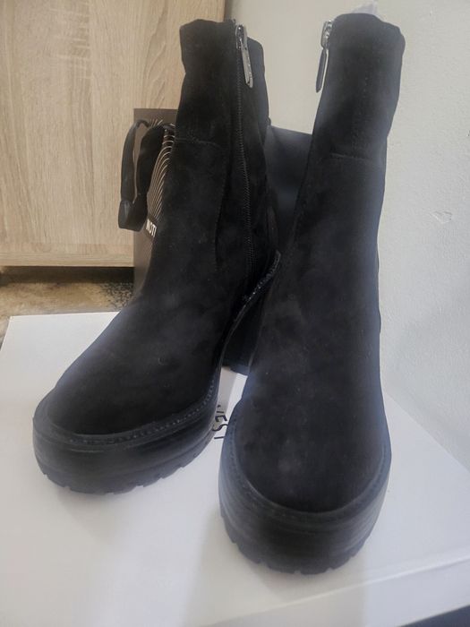 Зимни боти с дебел ток