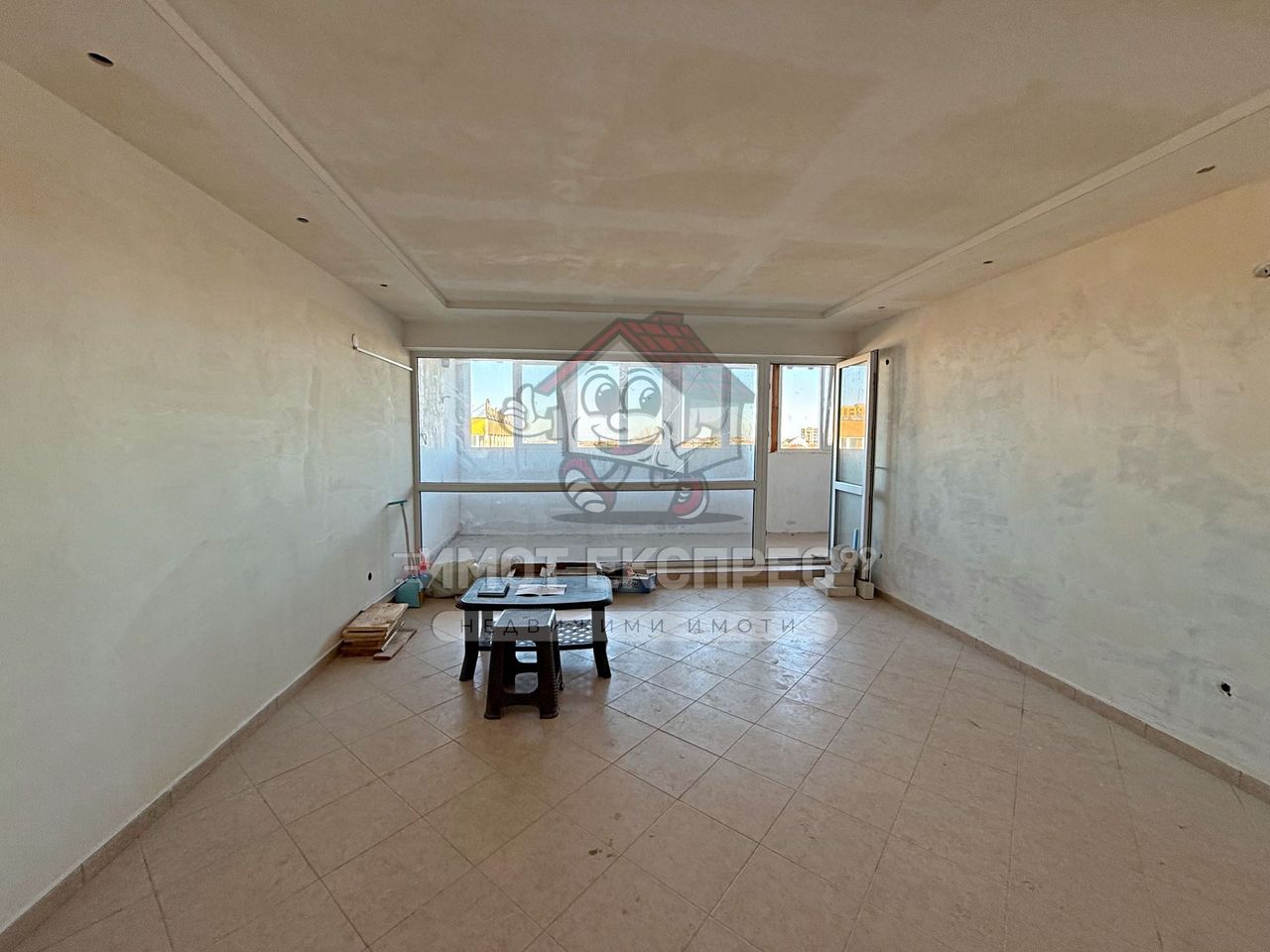 Продава се Двустаен апартамент в Асеновград - 58 кв.м за 924 €/кв.м - Снимка #2