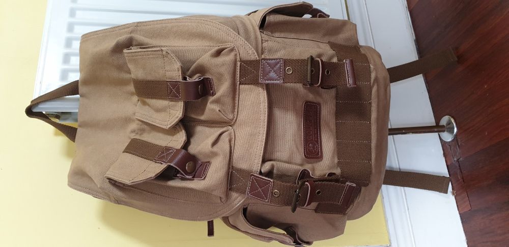 Courser F2001G Canvas Backpack Bag for Canon/Nikon/Panasonic/Fuji Digi