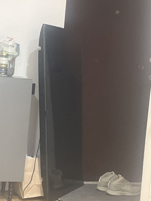 Телевизор отдам даром