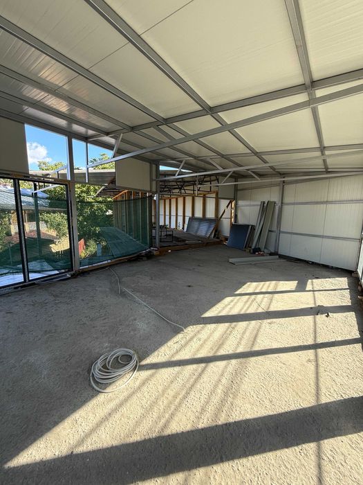 Teren vânzare+ spații comerciale-Stadion Ilie Oana Ploiești-470 mp
