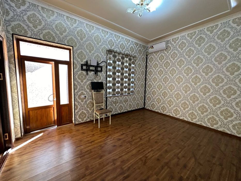 Ховли сотилади евро ремонт ўзими уйим