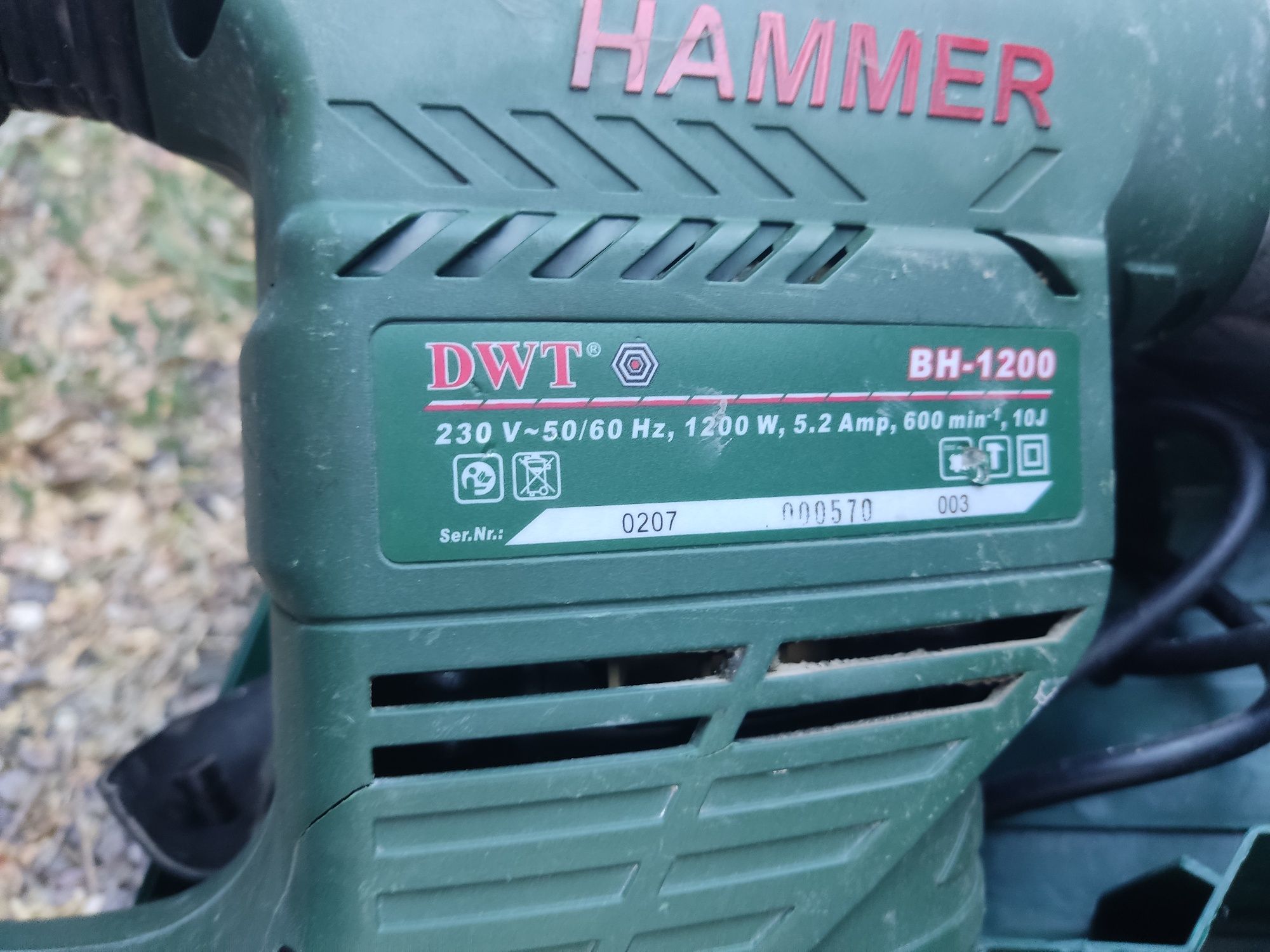 Перфоратор DWT BH-1200