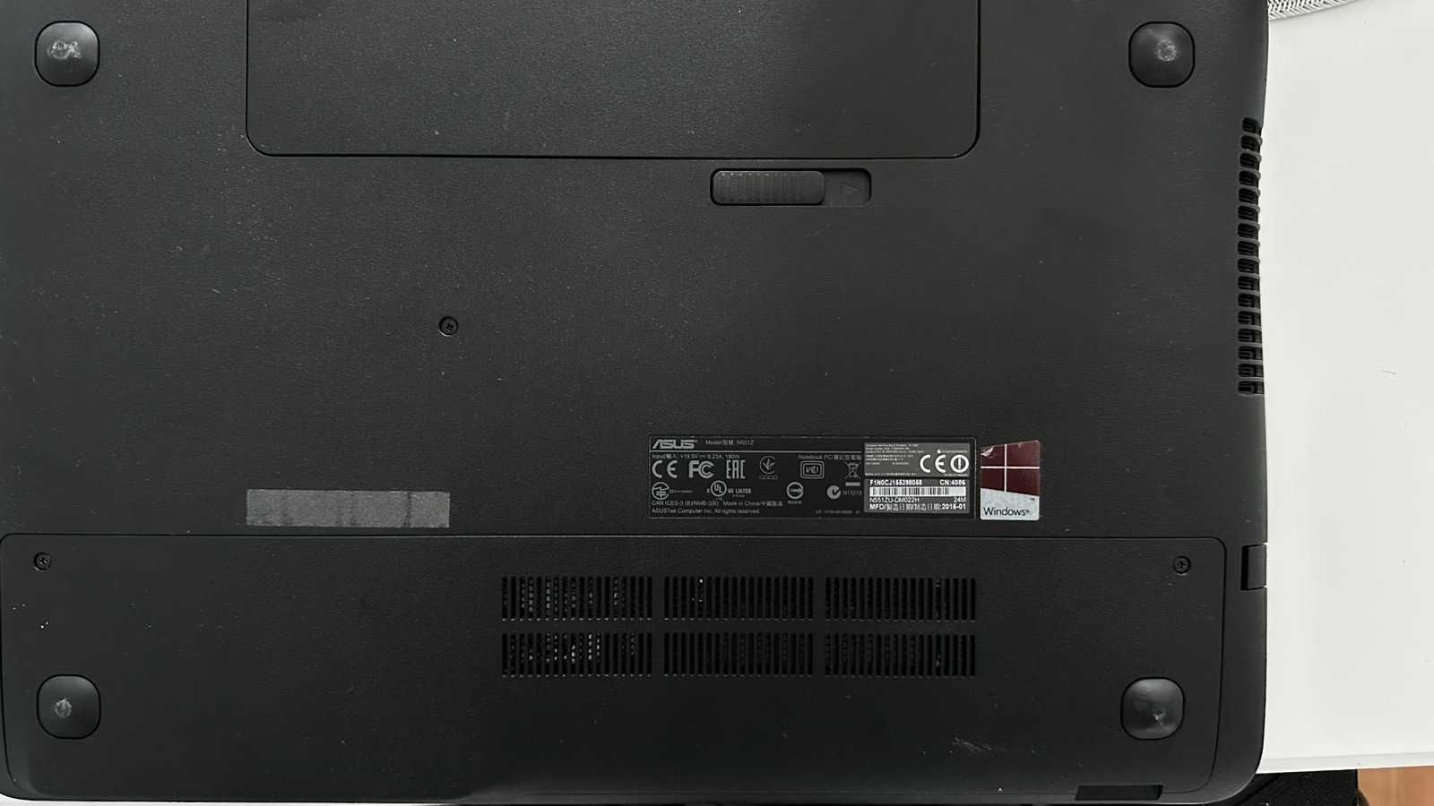 Лаптоп ASUS N551Z