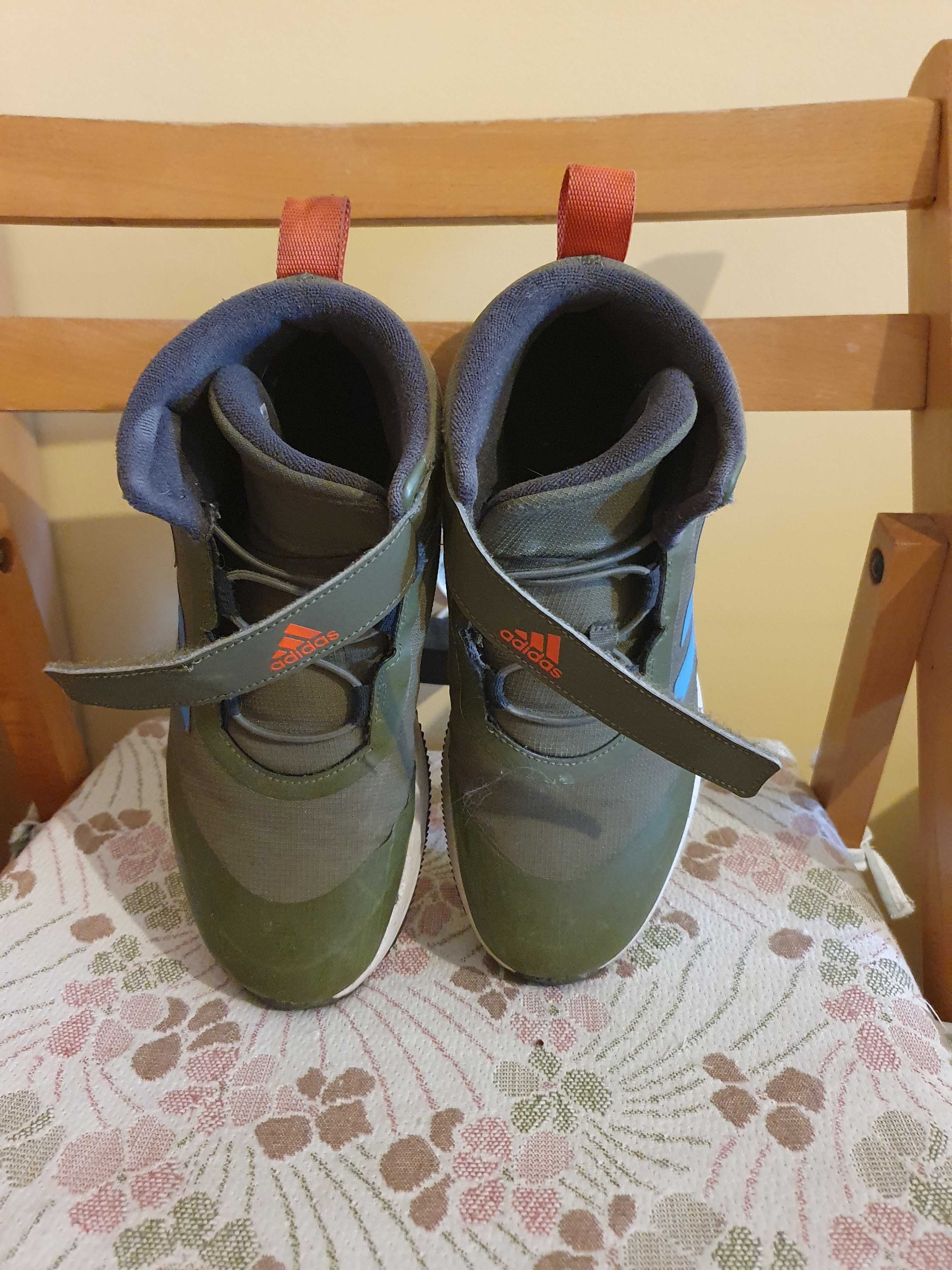 Зимни непромукаеми обувки Adidas 38и2/3