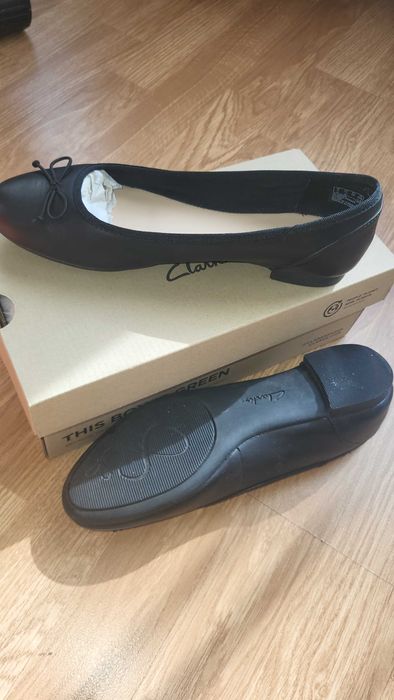 Кожени балерини Clarks