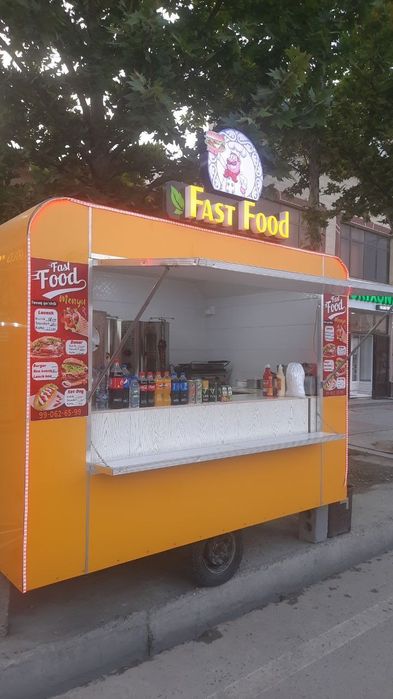 Продаётся Фодтак (Food truck) совсем и удобствами. Внутри есть всё.