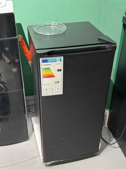 Холодильник рабочий б/у