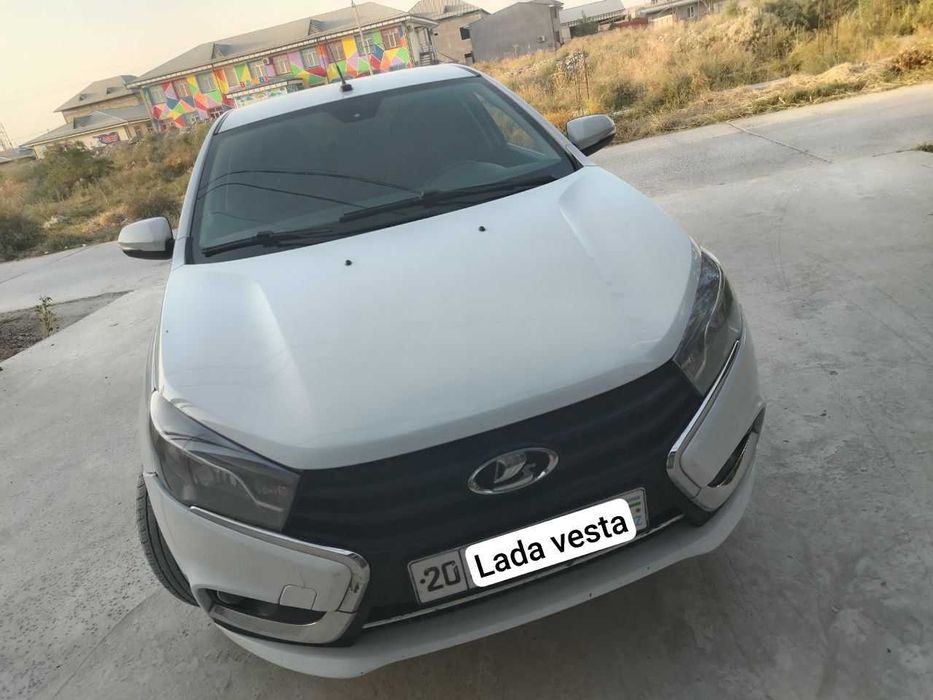 Juda arzon lada vesta  moshina lada vesta