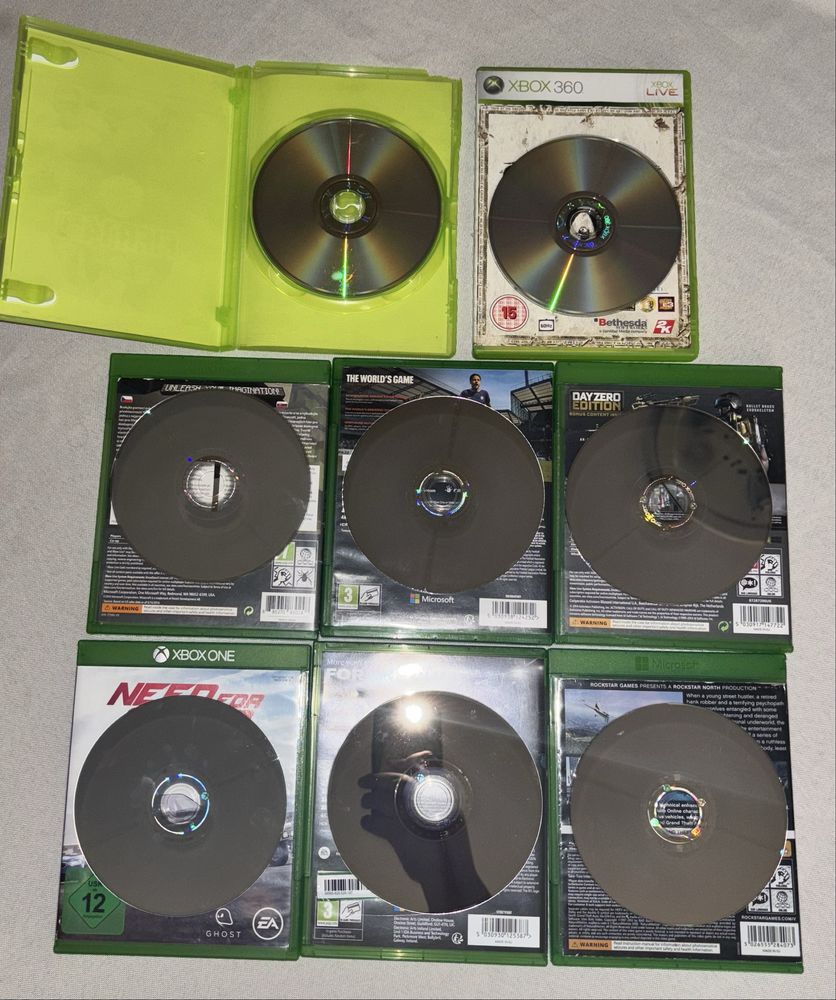 Xbox one s с игри в отлично състояние!