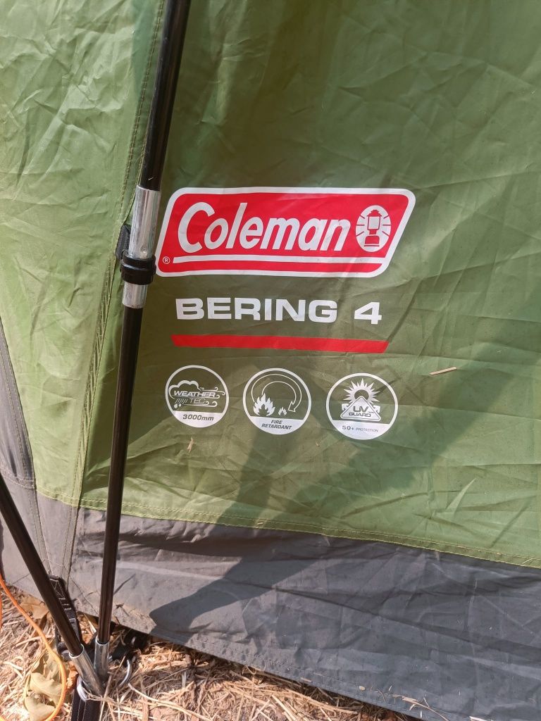 Vând cort camping mare Coleman Bering 4-persoane