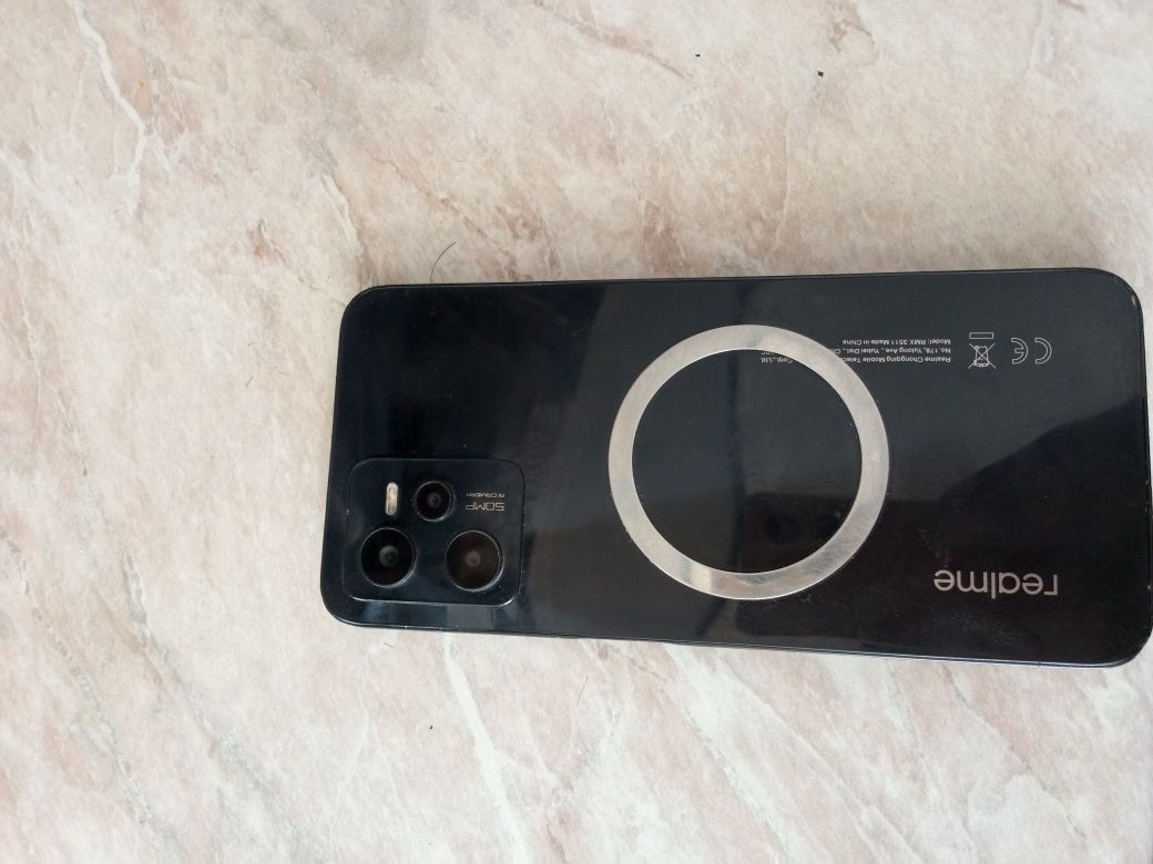 Realme c35 sotladi