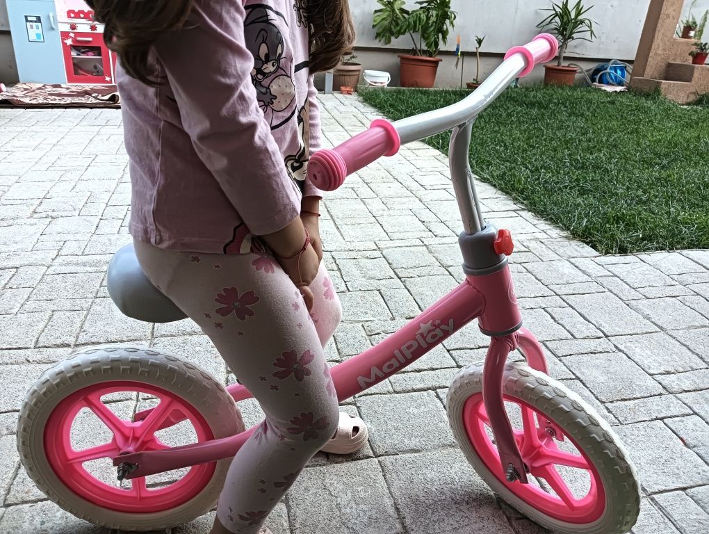 Bicicleta de echilibru fara pedale