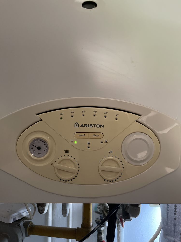 Cetrala ARISTON GAZ  32 k ARISTON fuțional
