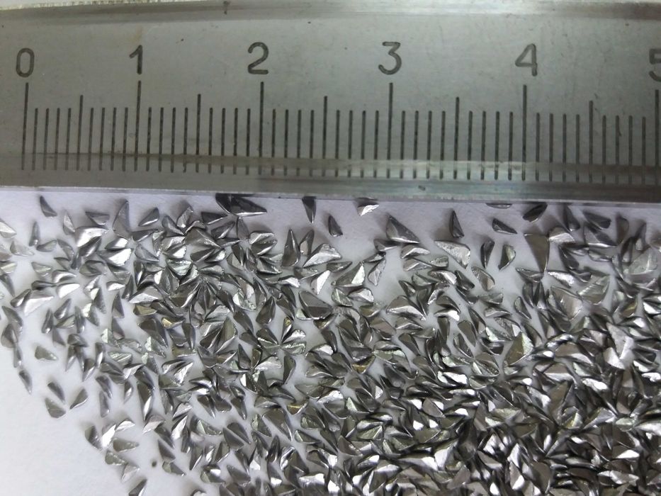 Granule -Bavura metal