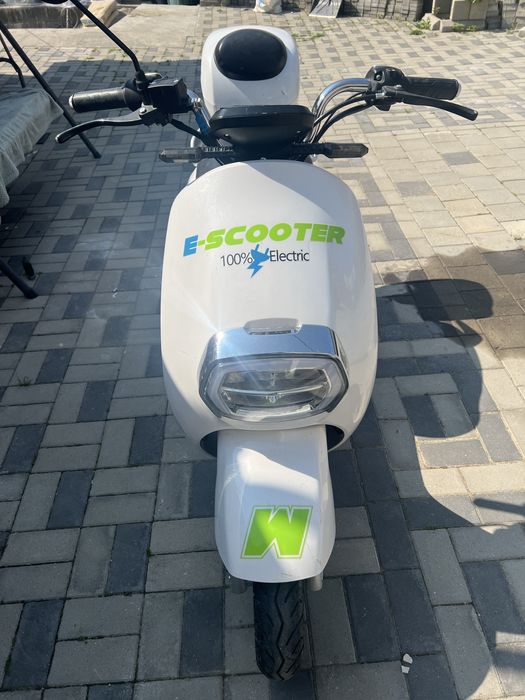 Vand scuter electric aima 60 v