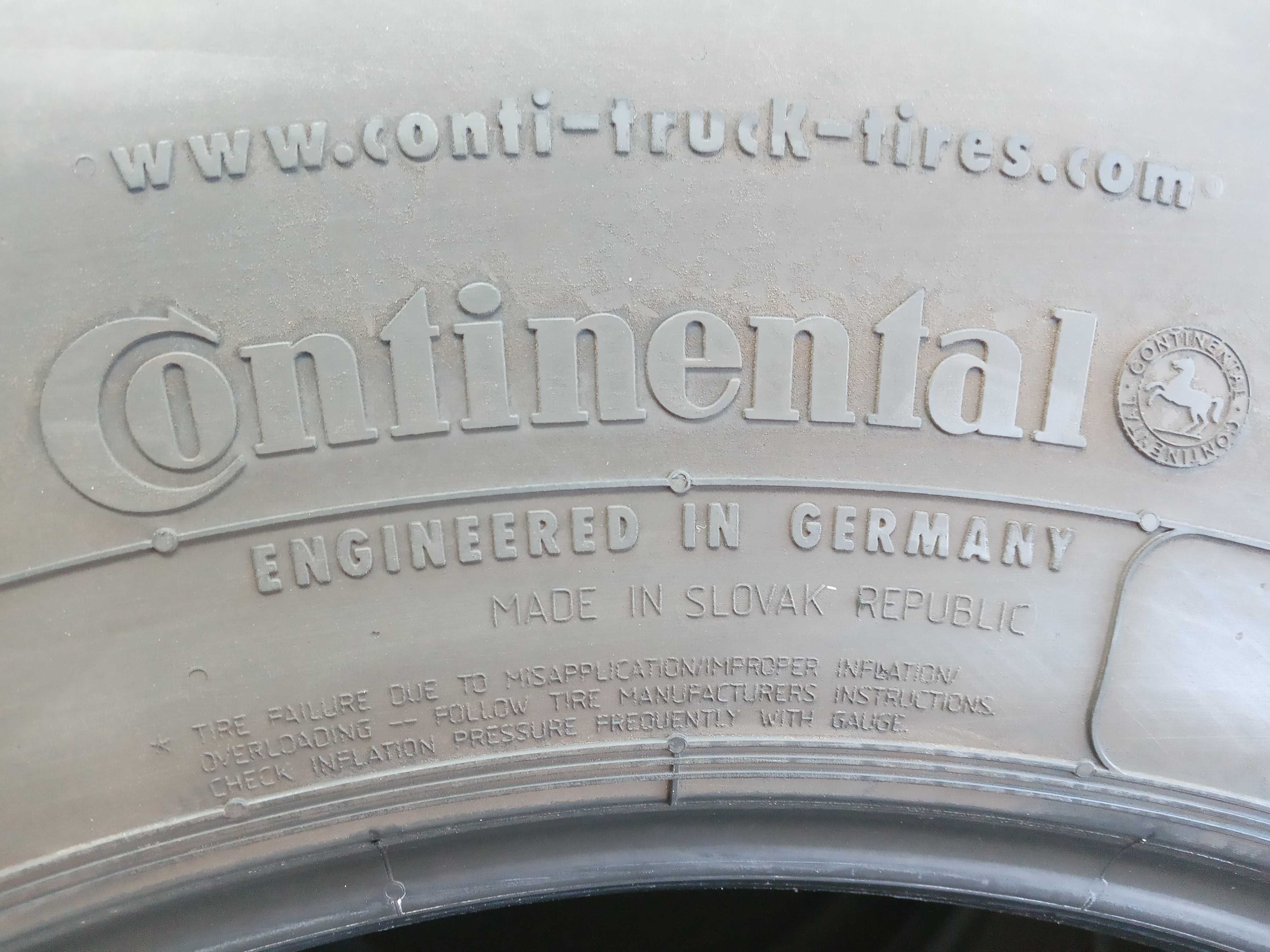 Тежкотоварни гуми 11R22.5 Continental Construction HSC1 148/145K M+S