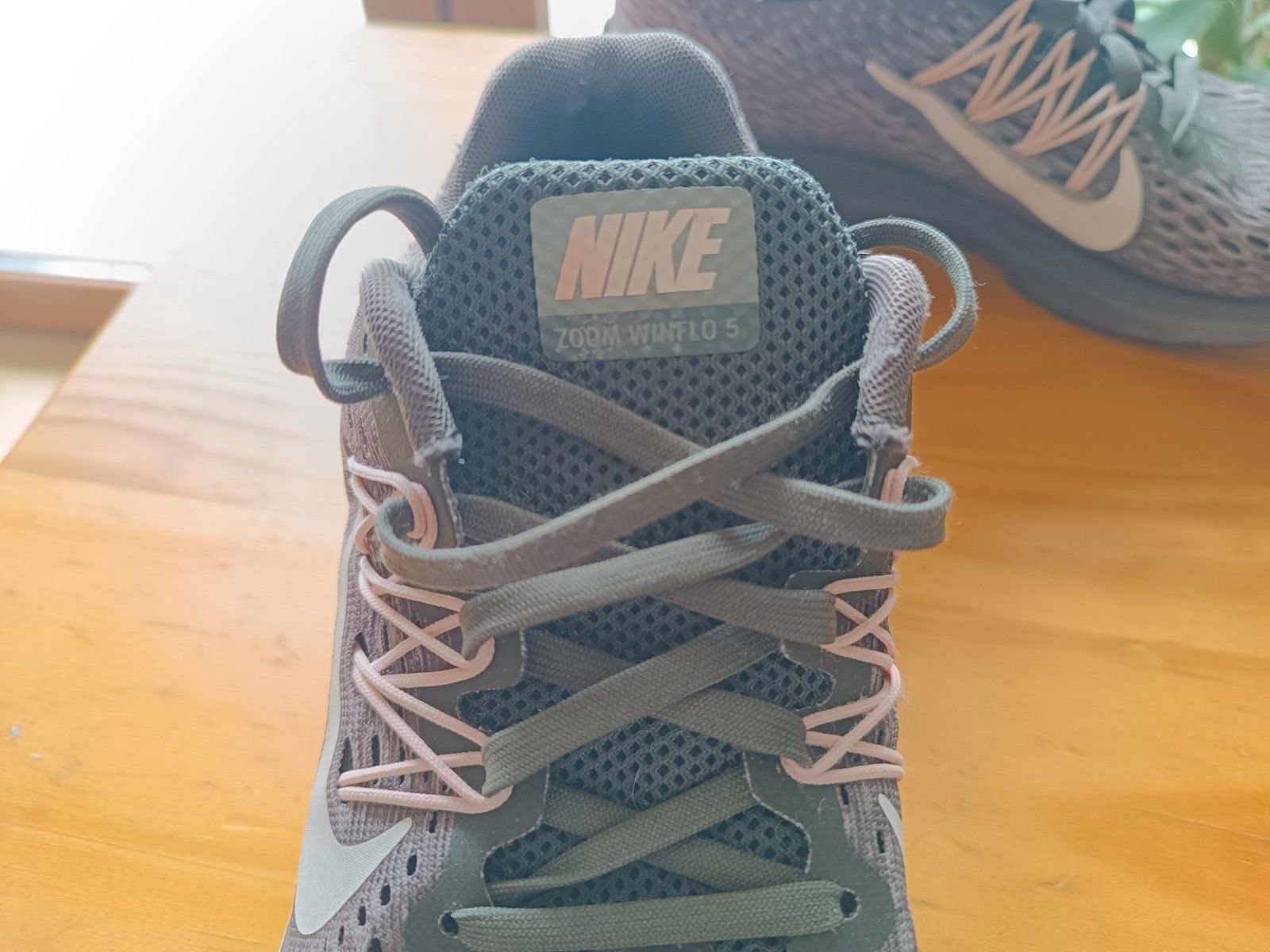 Маратонки Nike zoom winflo5, номер 36