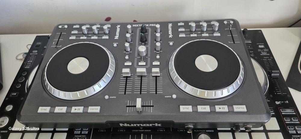 Numark MixTrackPro