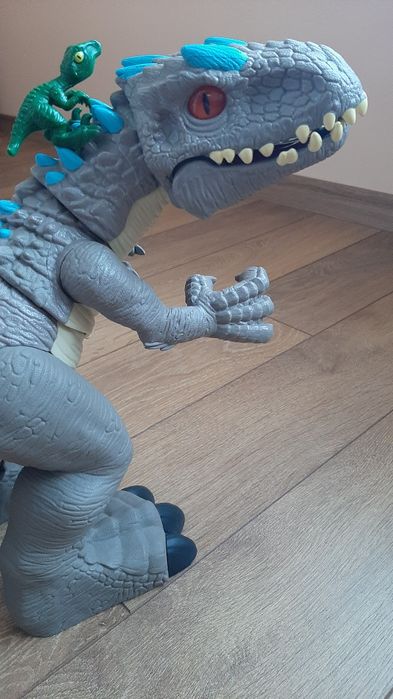 Подвижна фигура динозавър Jurassic World