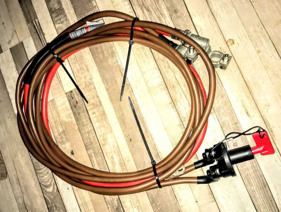 Оригинален Комплект HELLA за релокация на акумулатор с ключ маса