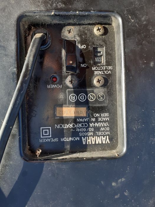 Se vinde Yamaha Monitor Speaker Model MS60S