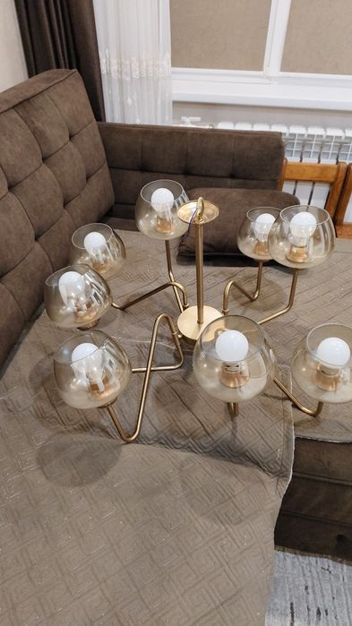 Продам в хорошем состоянии люстру