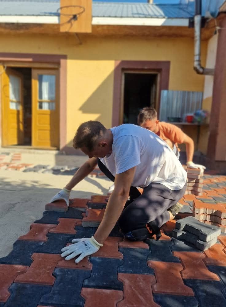 Montaj pavele și borduri