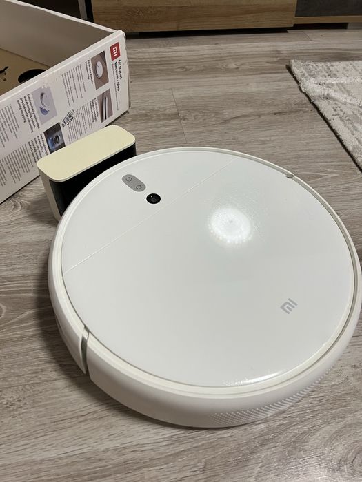 Продам робот пылесос