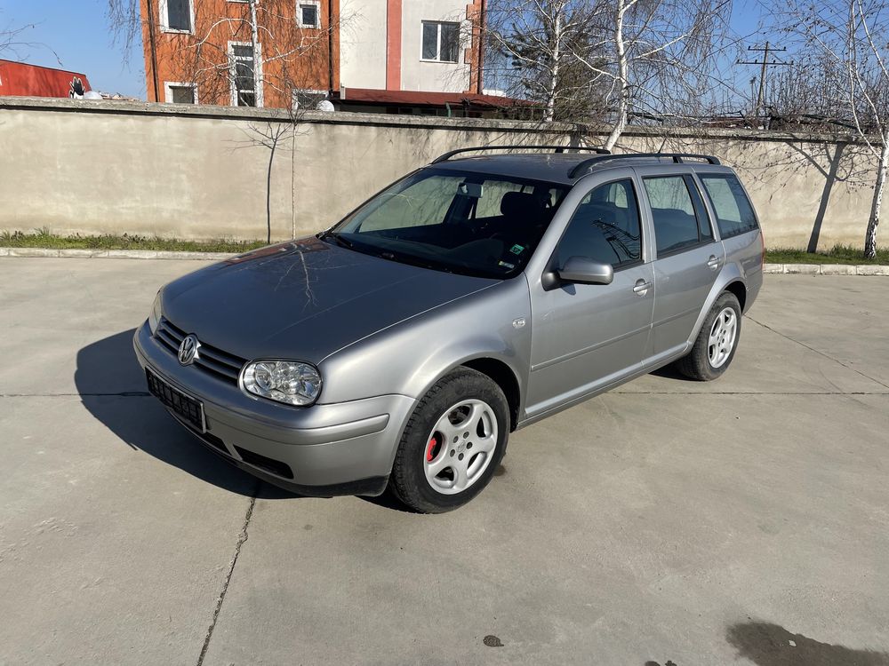 VW Golf 4 1.6 FSI НА ЧАСТИ